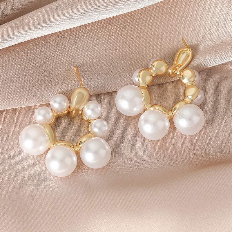 Pendientes Aro Vintage con Perlas y Flores