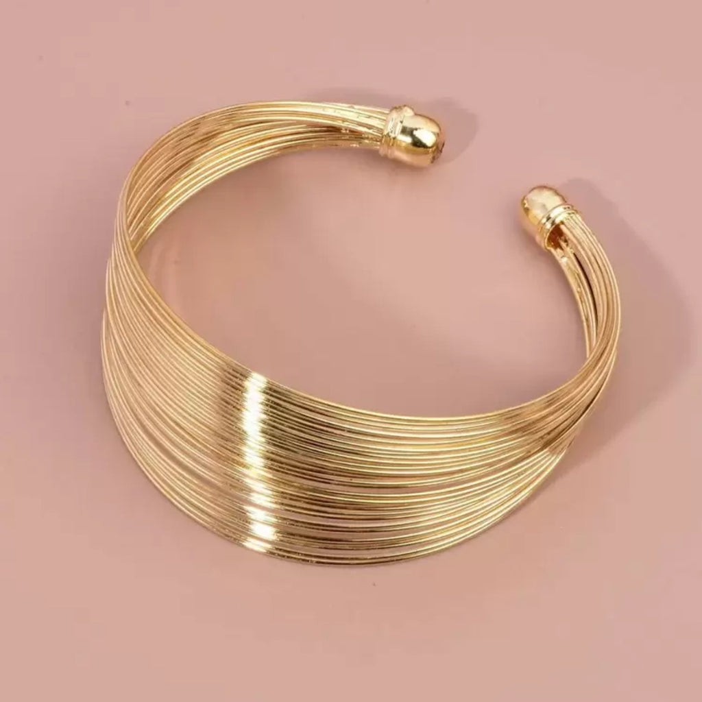 Pulsera Metálica Abierta Geométrica
