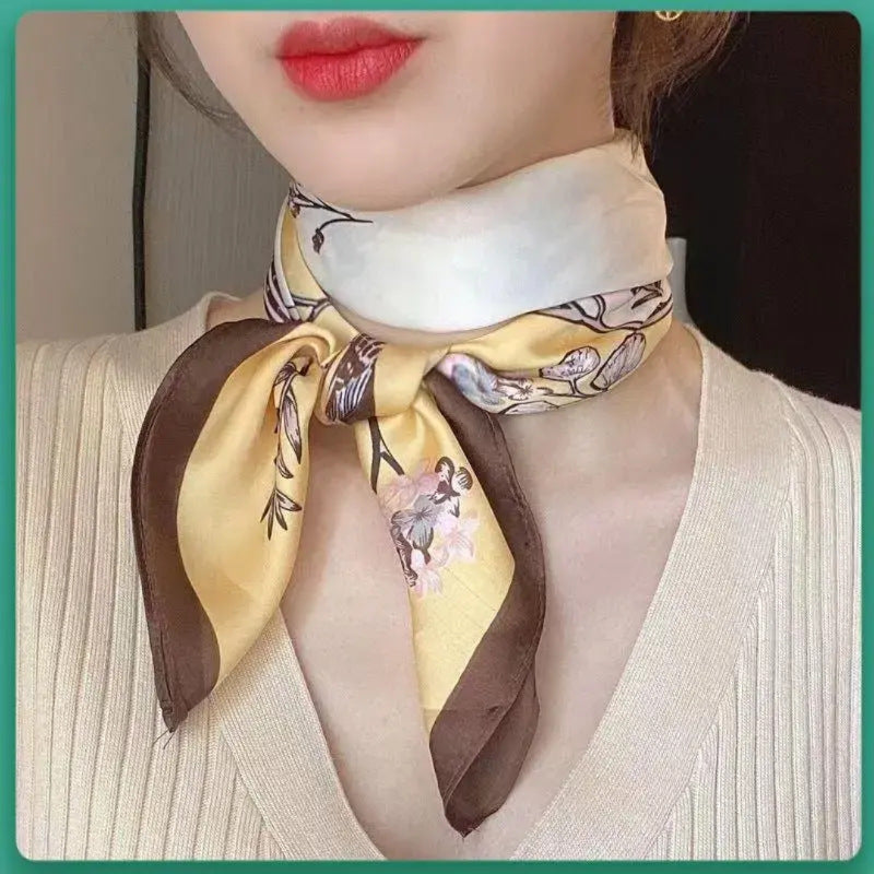 Pañuelo Cuadrado de Mujer – Ligero y Elegante